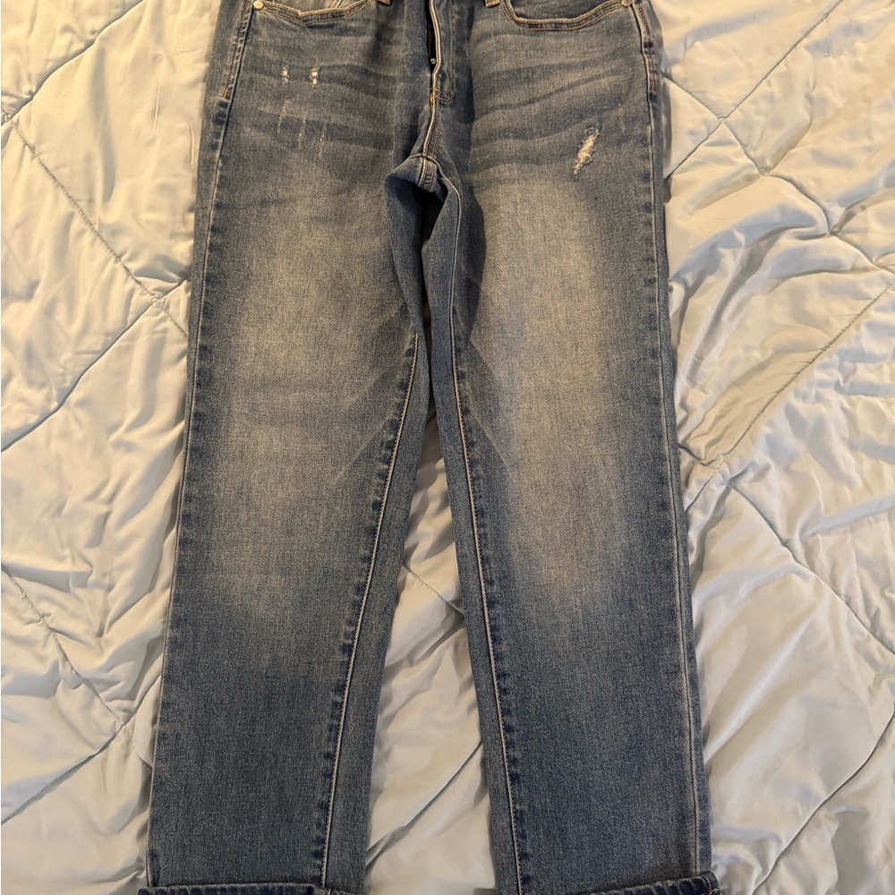 Stylish Women's Straight Leg Jeans